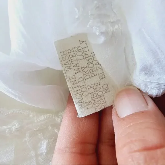 Vintage Johnny Was 90s White Embroidered Semi-Sheer Button Down Size Medium - Picture 9 of 9